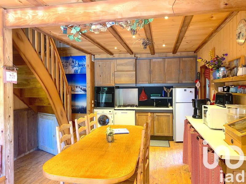 Maison - 156 m² - 12 pièces