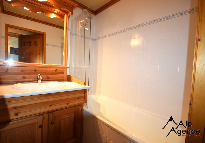 Appartement - 99 m² - 5 pièces