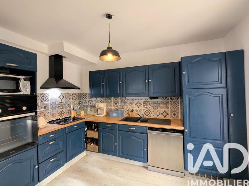 Maison - 97 m² - 6 pièces