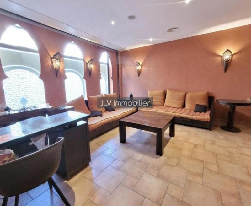 Immeuble - 430 m² - 16 pièces