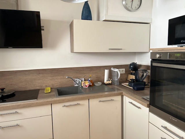 Maison - 80 m² - 8 pièces