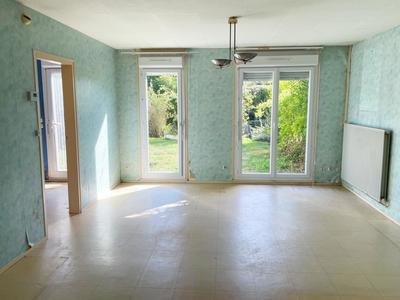 Maison - 97 m² - 5 pièces