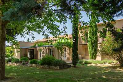 Villa - 240 m² - 6 pièces