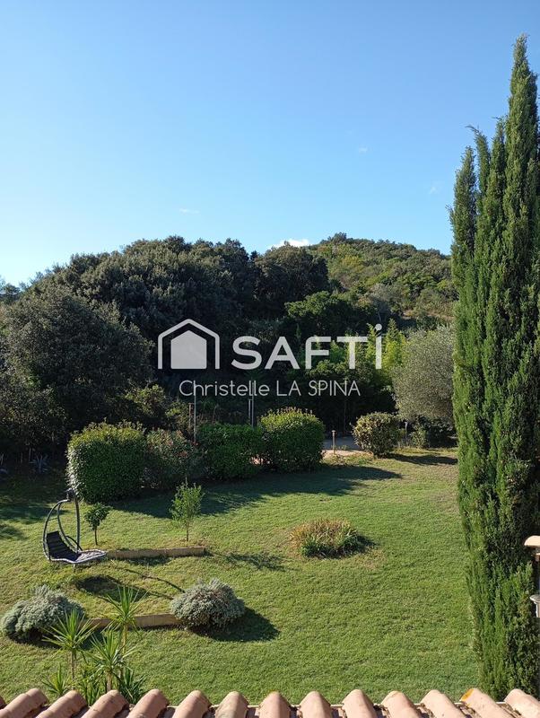 Maison - 360 m² - 7 pièces