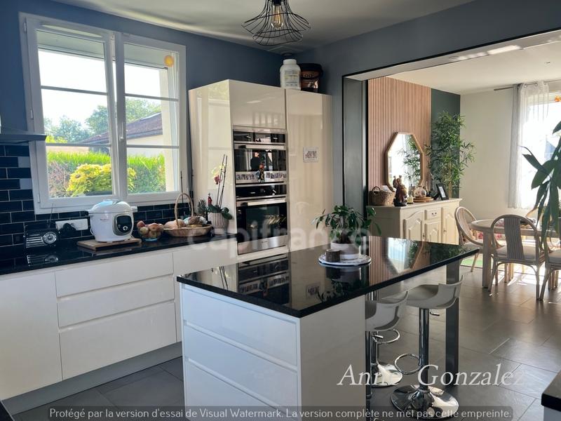 Maison de ville - 138 m² - 7 pièces