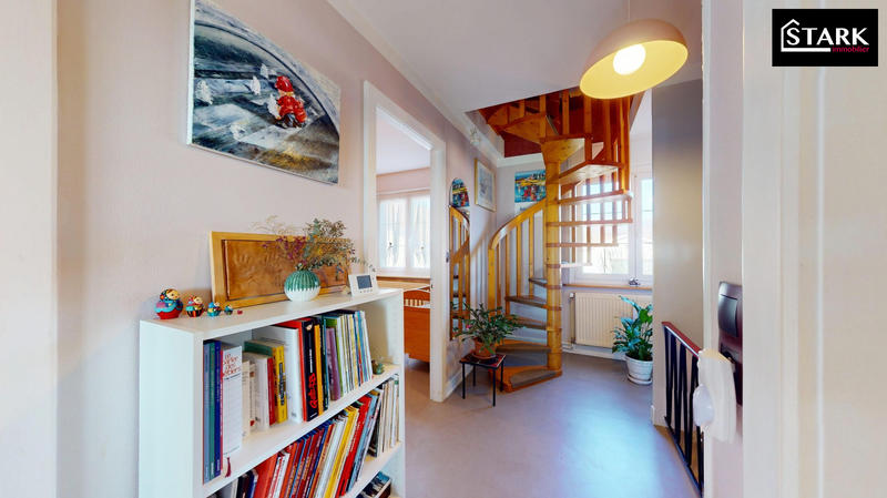 Maison - 139 m² - 7 pièces