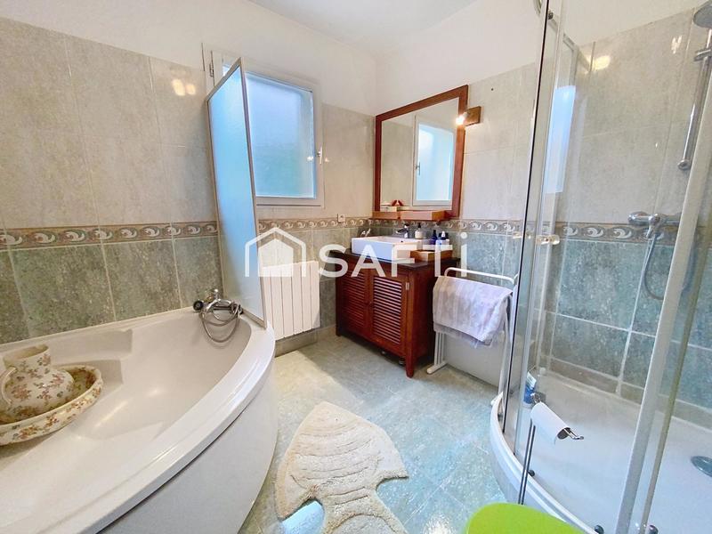 Maison - 135 m² - 6 pièces