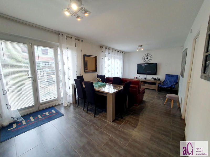 Maison - 76 m² - 4 pièces