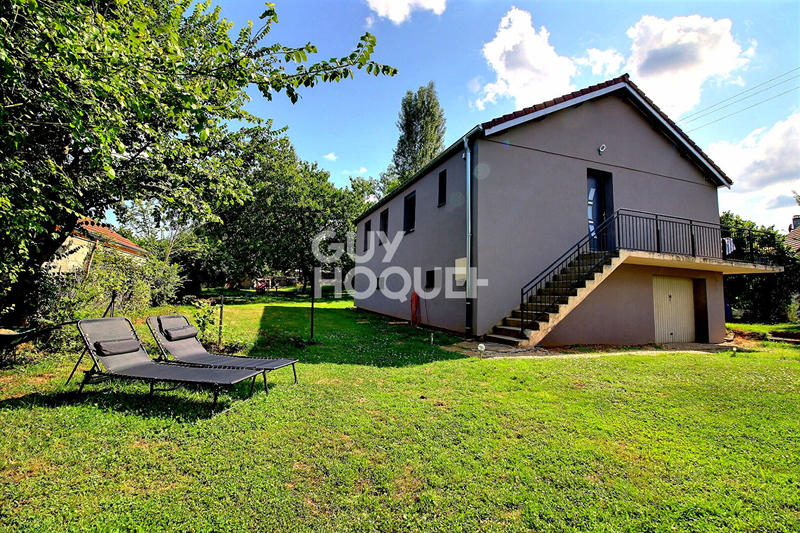 Maison - 90 m² - 5 pièces