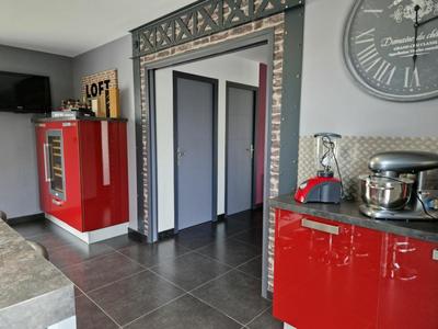 Demeure - 198 m² - 6 pièces