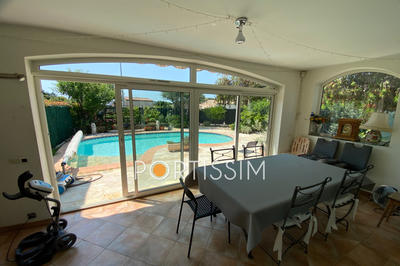 Maison - 184 m² - 5 pièces