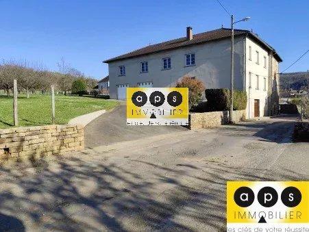 Propriété - 220 m² - 14 pièces