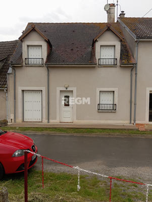 Maison - 92 m² - 6 pièces