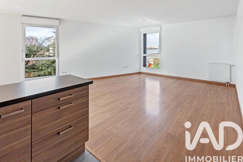 Appartement - 84 m² - 4 pièces