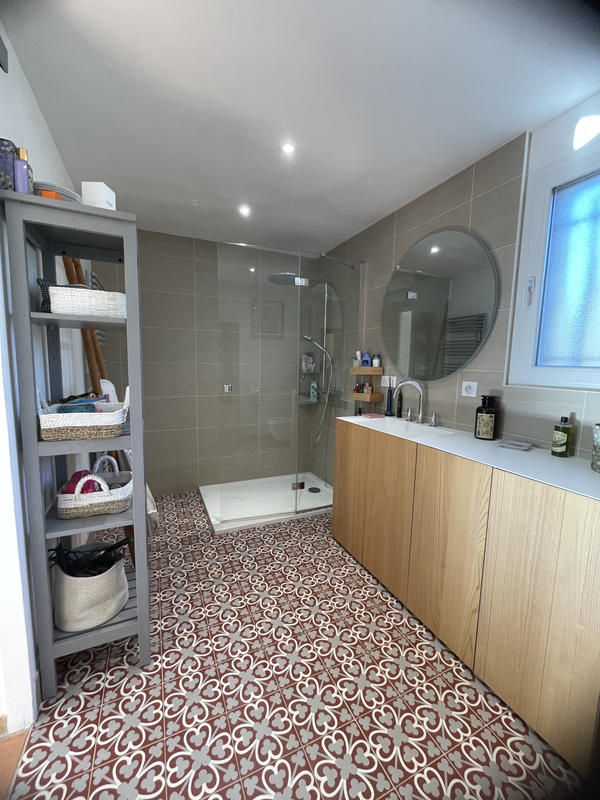 Maison - 200 m² - 7 pièces