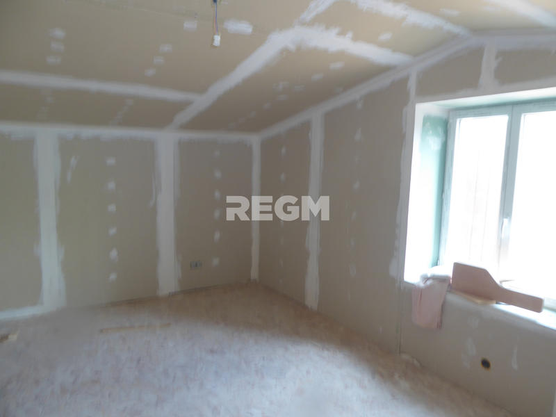 Appartement - 100 m² - 4 pièces