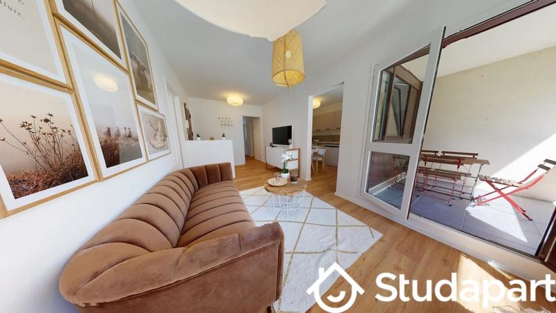 Chambre - 12 m² - 1 pièce