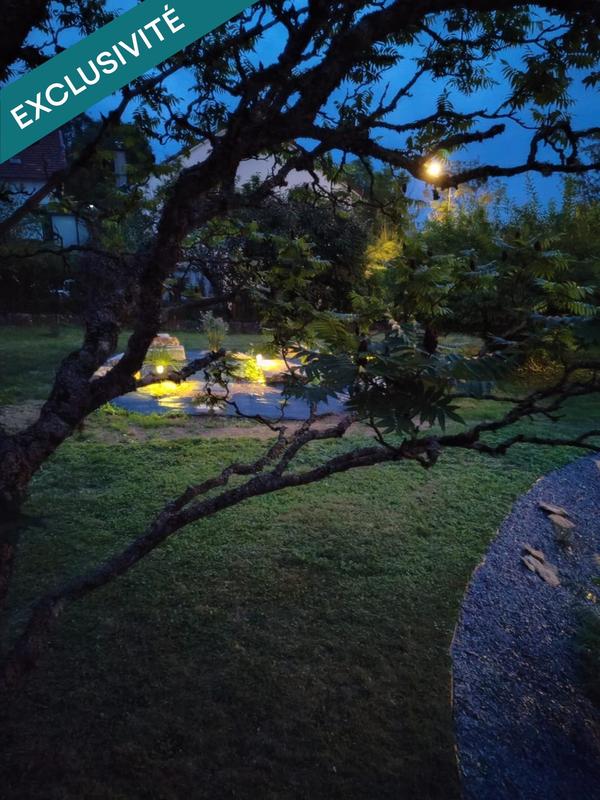 Maison - 165 m² - 8 pièces