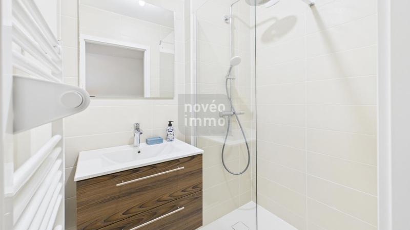 Appartement - 95 m² - 4 pièces