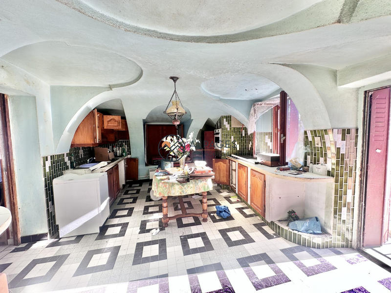 Châlet - 350 m² - 6 pièces