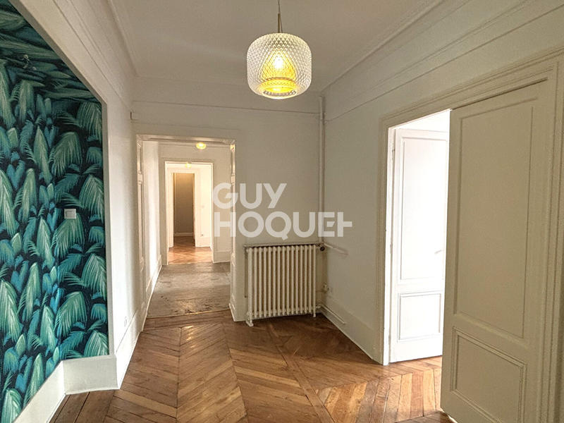 Appartement - 144 m² - 4 pièces