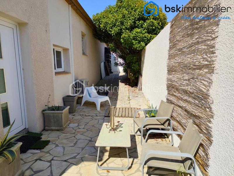 Villa - 237 m² - 6 pièces