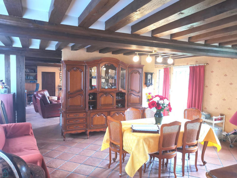 Maison - 177 m² - 6 pièces