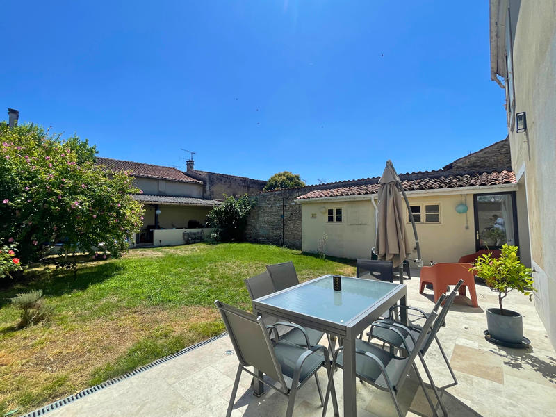 Maison - 151 m² - 6 pièces