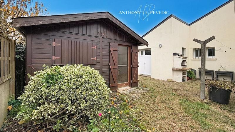 Maison - 110 m² - 8 pièces