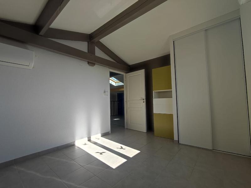 Duplex - 106 m² - 5 pièces