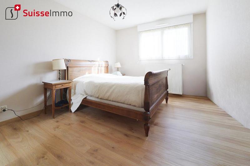 Appartement - 97 m² - 5 pièces