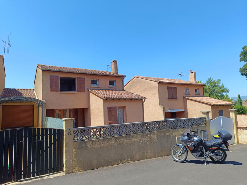 Maison - 95 m² - 5 pièces