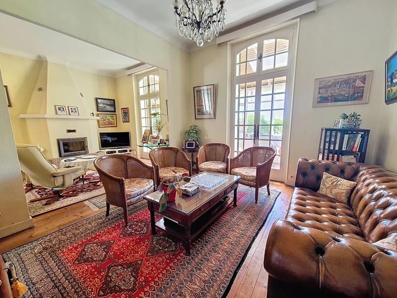 Maison - 141 m² - 5 pièces