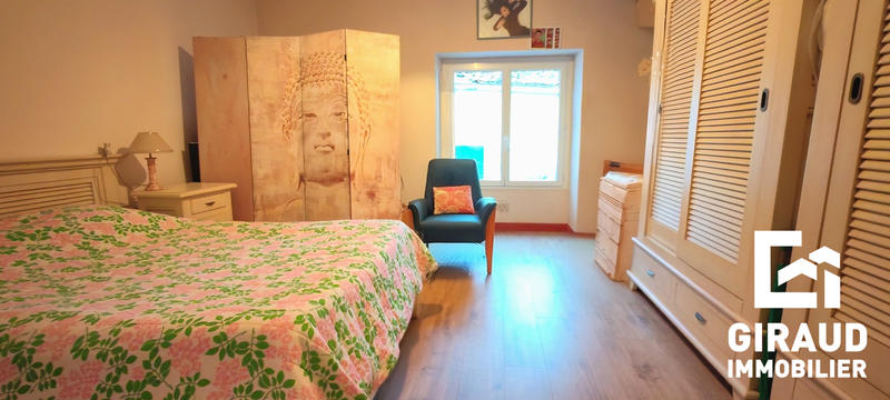 Maison ancienne - 271 m² - 10 pièces