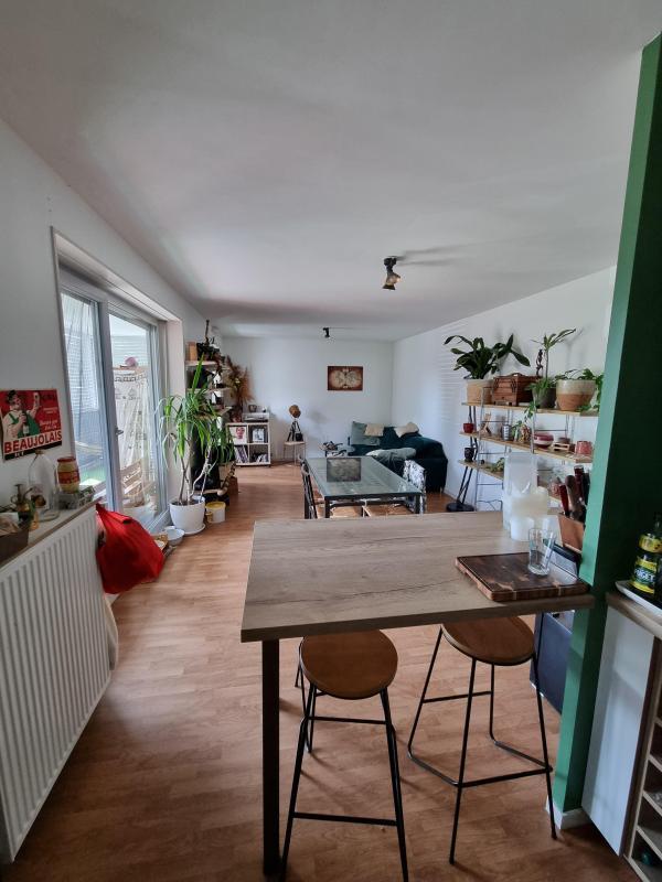 Appartement - 64 m² - 3 pièces