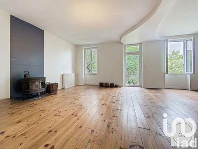 Maison - 293 m² - 11 pièces