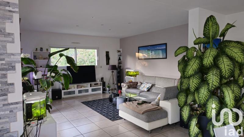 Maison - 176 m² - 7 pièces