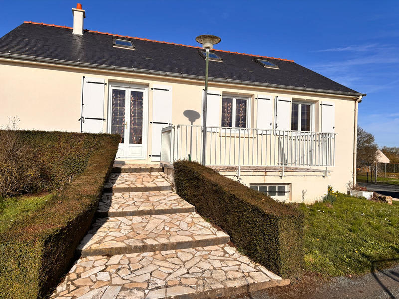 Maison - 105 m² - 7 pièces