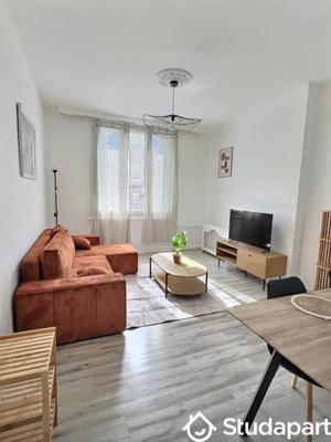 Chambre - 18 m² - 1 pièce