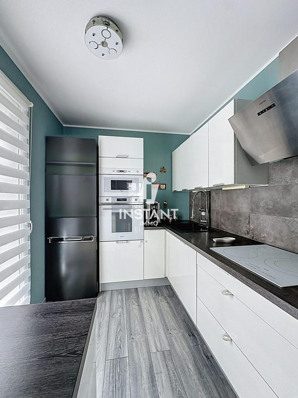 Duplex - 82 m² - 4 pièces