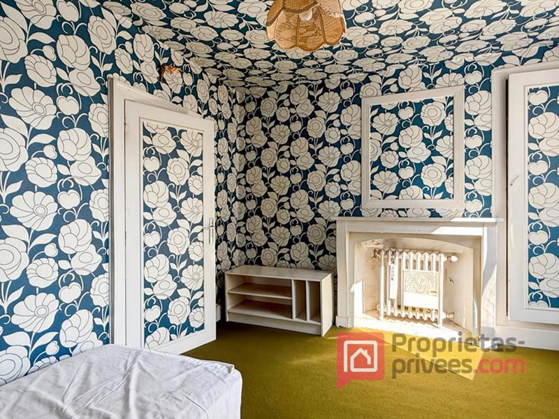 Maison - 150 m² - 10 pièces