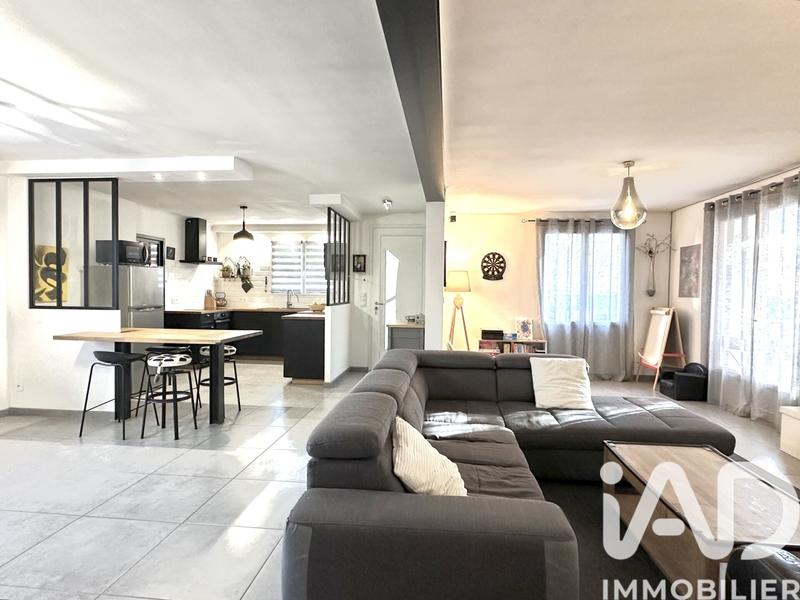 Maison - 137 m² - 5 pièces