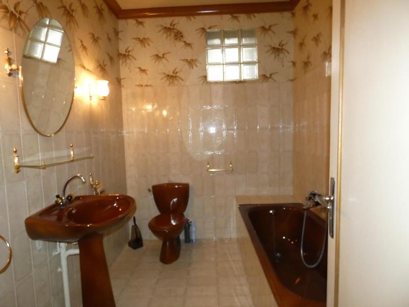 Maison - 180 m² - 5 pièces