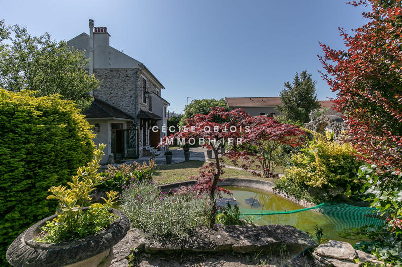 Maison ancienne - 272 m² - 9 pièces