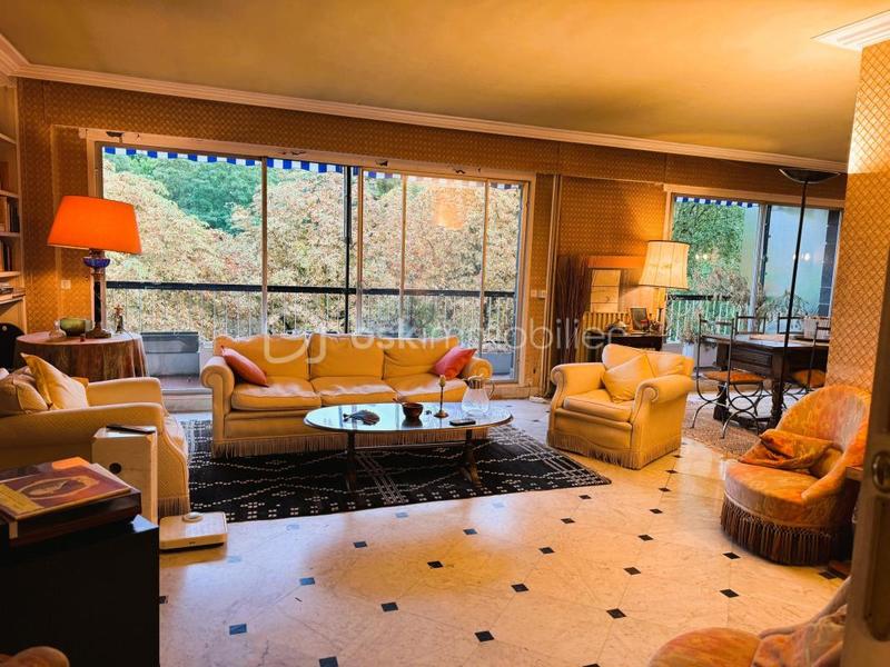 Appartement - 158 m² - 5 pièces