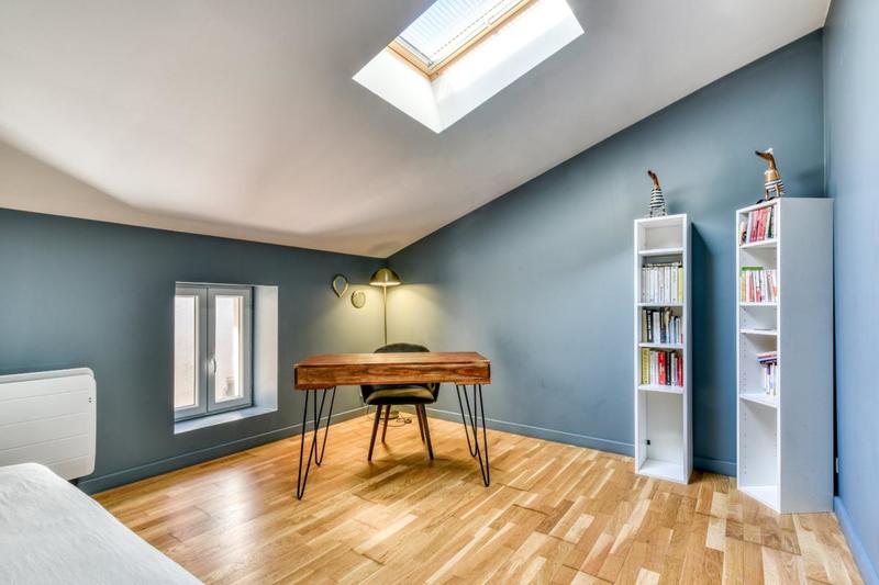 Maison - 201 m² - 7 pièces