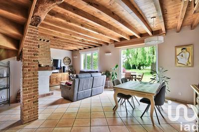 Maison - 262 m² - 10 pièces