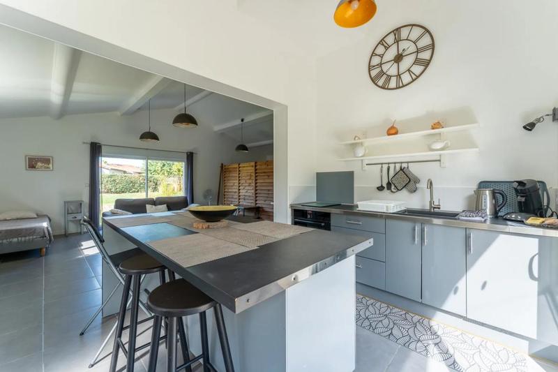 Maison - 180 m² - 8 pièces