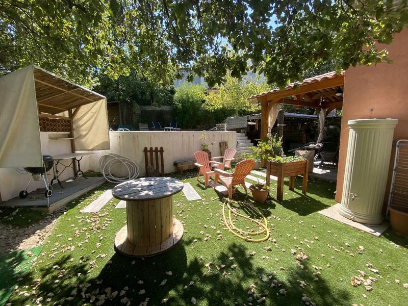 Villa - 155 m² - 6 pièces