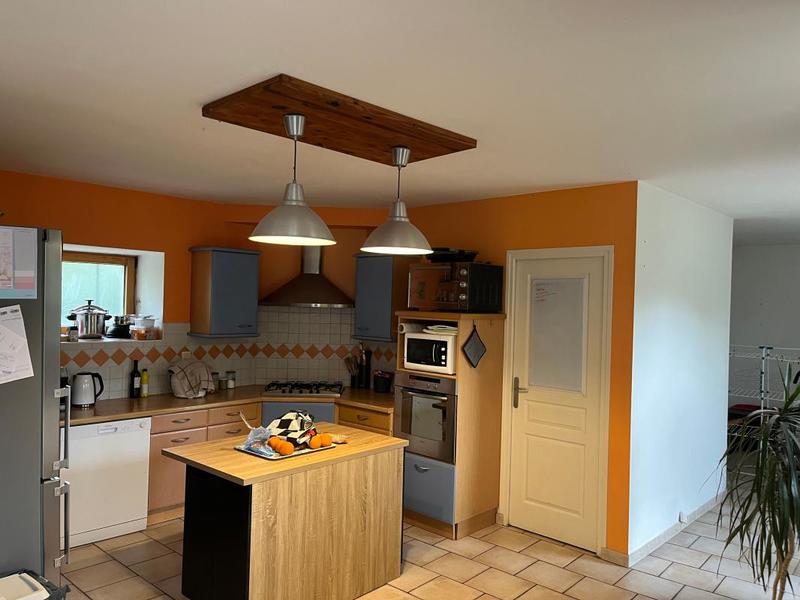 Maison - 237 m² - 7 pièces